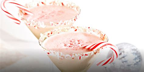 8-peppermint-cocktails-to-make-this-week image