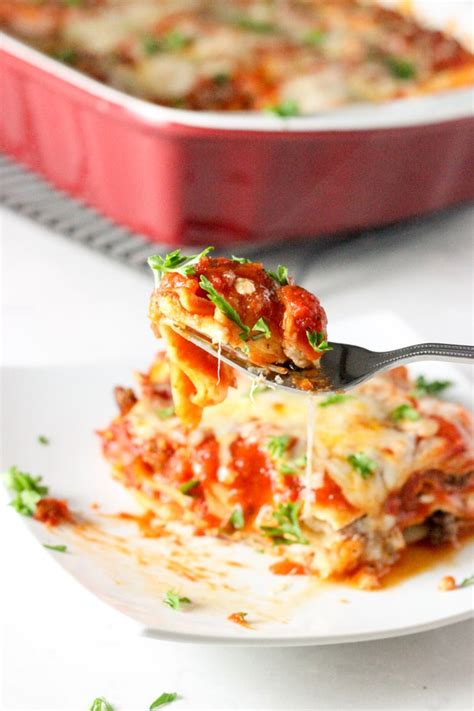 homemade-easy-meat-lasagna-recipe-with-no-boil image
