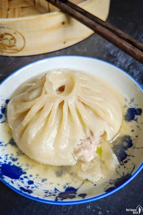 how-to-make-xiao-long-bao-小笼包-soup image