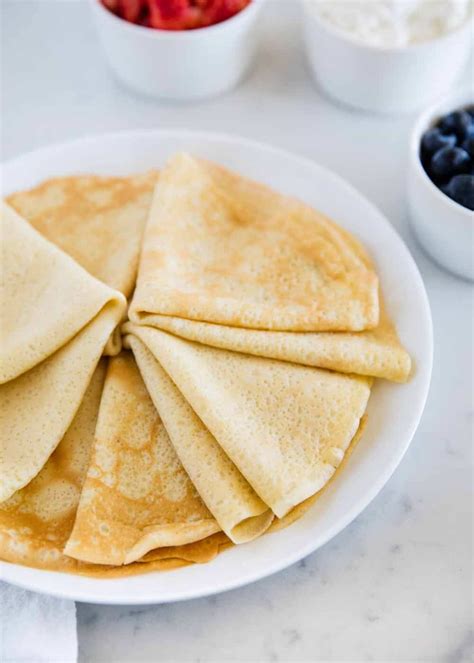 easy-crepe-recipe-with-video-i-heart-naptime image