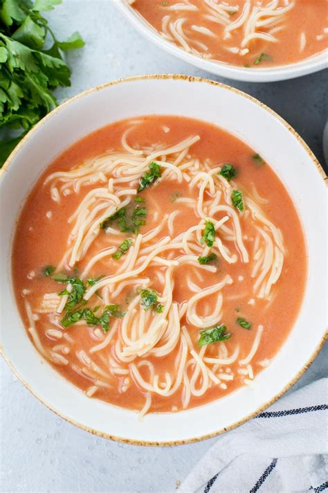 polish-tomato-soup-zupa-pomidorowa-everyday image
