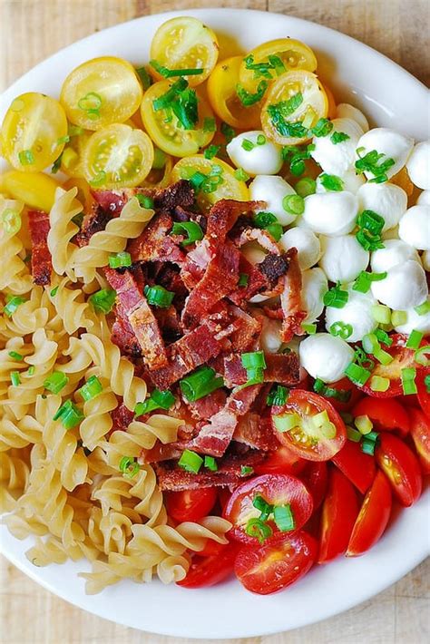 pasta-with-garlic-roasted-tomatoes-bacon-and-mozzarella image
