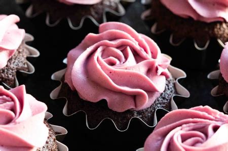 red-wine-buttercream-frosting-my-woodstock image