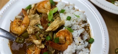 shrimp-crab-and-sausage-gumbo-everyday-creole image