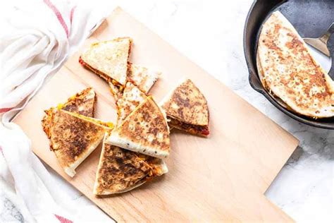 how-to-make-the-best-beef-quesadillas-is-easy-the image