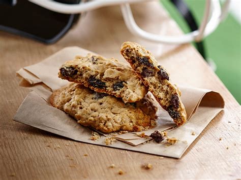 maple-raisin-oatmeal-cookies-maple-from-canada image
