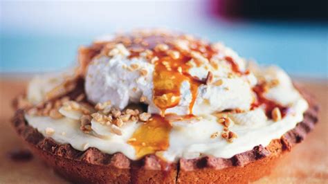 banana-cream-pie-with-salty-bourbon-caramel image