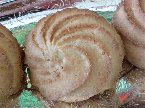 pastitsia-or-amygdalota-almond-cookies-kopiasteto image