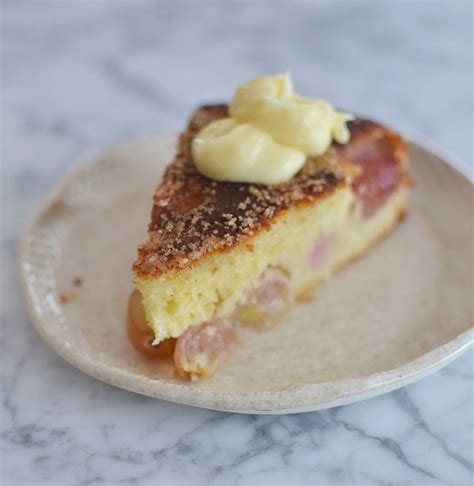 recipe-fresh-grape-cake-with-luscious-lemon-sauce image
