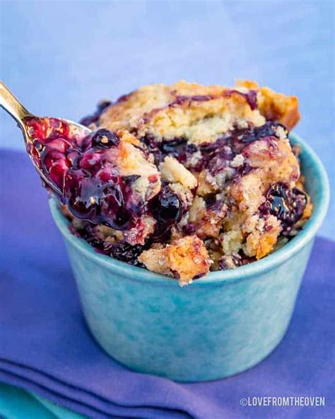 quick-delicious-blueberry-dump-cake image