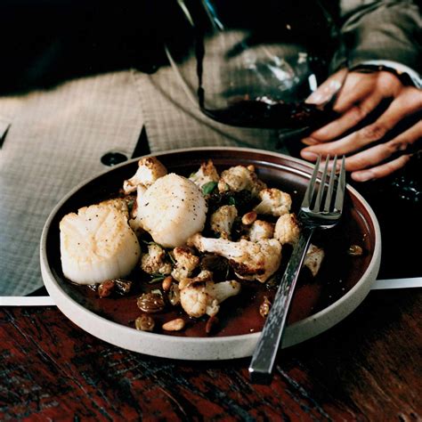 scallops-with-roasted-cauliflower-and-raisins image