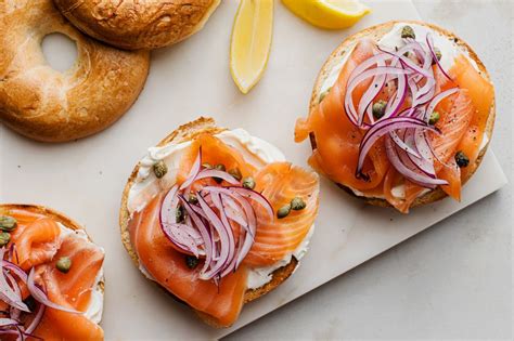 smoked-salmon-cream-cheese-and-capers-bagel image