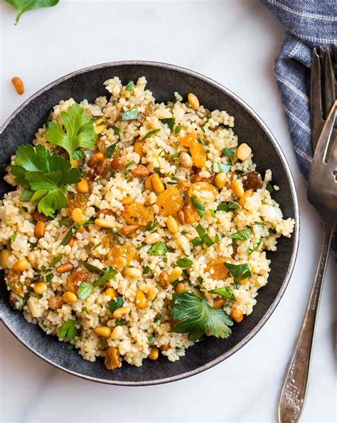 moroccan-couscous-recipe-quick-and-easy-side-dish image
