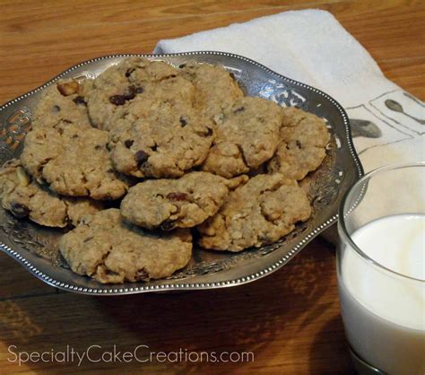 oatmeal-walnut-raisin-cookies-recipe-leelalicious image