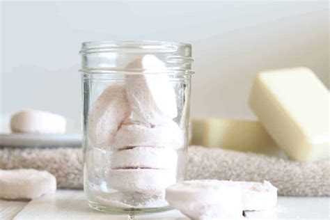 shower-melts-recipe-our-oily-house image