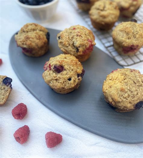 double-berry-muffins-family-meals-in-heels image