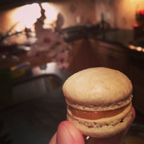 best-macarons-with-espresso-recipe-how-to-make image