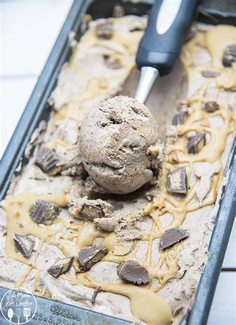 no-churn-chocolate-peanut-butter-cup-ice-cream image