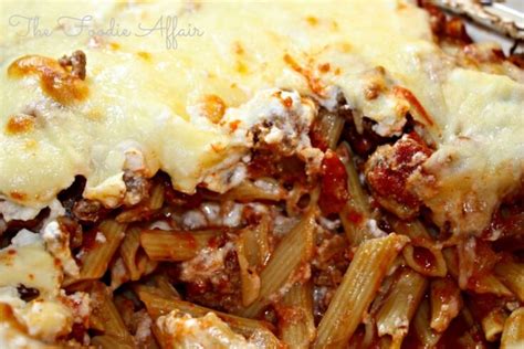 pasta-in-a-pot-with-meat-sauce-the-foodie-affair image