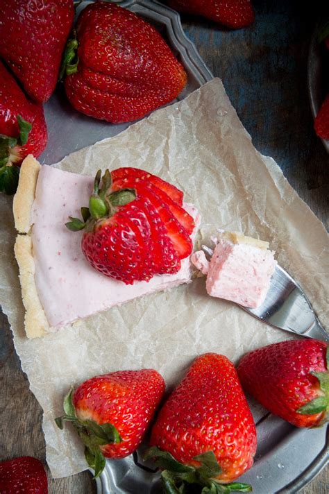 keto-strawberry-cream-pie-low-carb-and-sugar-free image