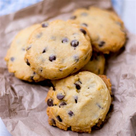 copy-cat-famous-amos-chocolate-chip-cookie image