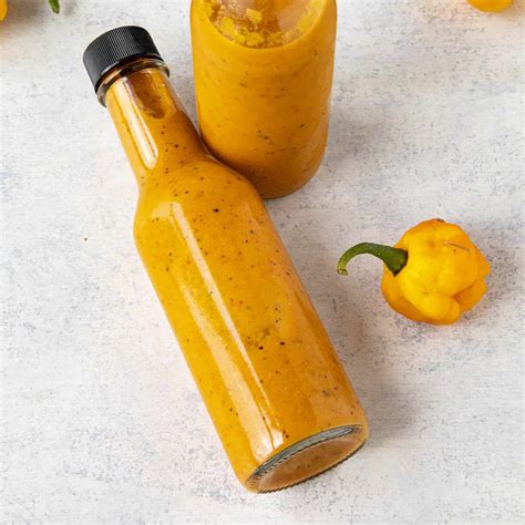 scotch-bonnet-curry-hot-sauce-chili-pepper-madness image
