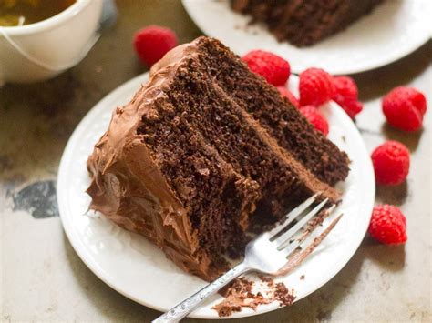 25-drool-worthy-chocolate-cake-recipes-oh-my image