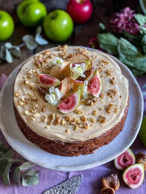 easy-apple-fig-and-walnut-cake-with-maple-cream image