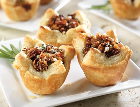 honeyed-fig-pancetta-blue-cheese-tartlets-puff-pastry image