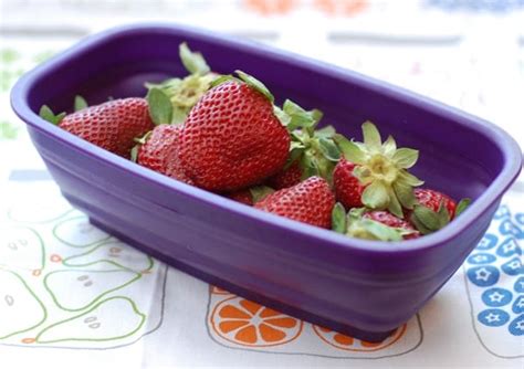 vegan-strawberry-spelt-biscuits-healthy-slow-cooking image