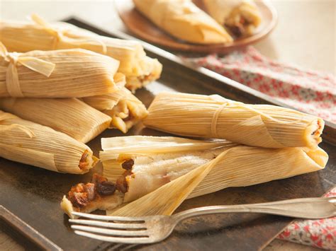 recipe-sweet-potato-raisin-and-pecan-tamales-whole image