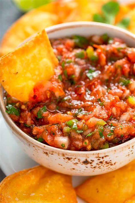 authentic-mexican-salsa-recipe-salsa-roja image