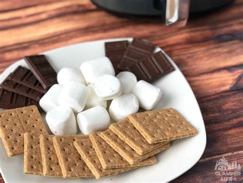 how-to-make-smores-in-the-air-fryer-glamper-life image