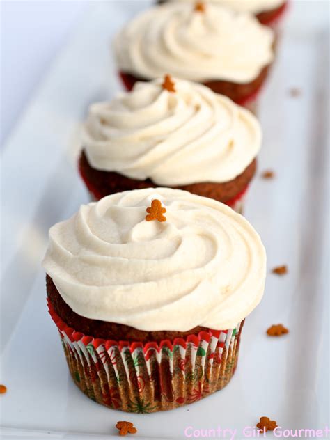 gingerbread-cupcakes-with-maple-buttercream-my image
