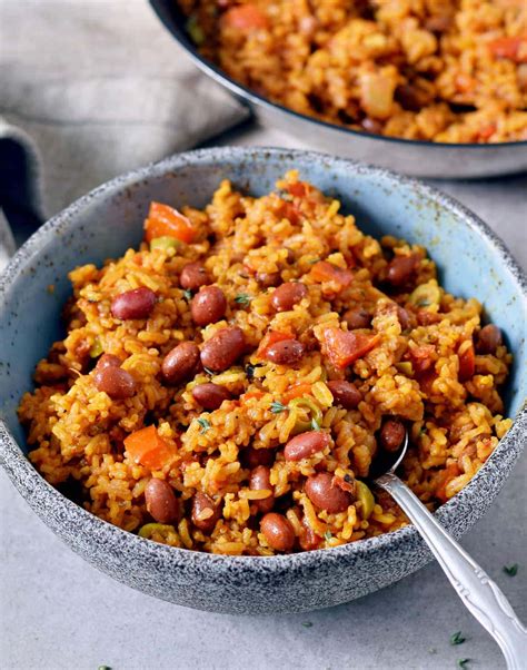 spanish-rice-and-beans-easy-recipe-elavegan image