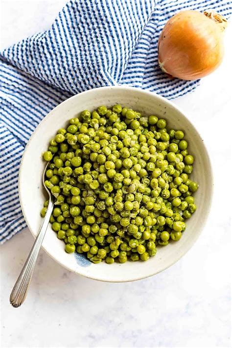peas-with-onions-the-life-jolie image