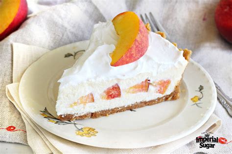 no-bake-peaches-cream-icebox-pie-imperial-sugar image