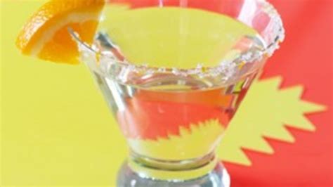 mandarin-cosmo-cocktail-recipe-tablespooncom image
