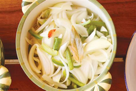 pickled-onion-recipe-from-maui-maui-chef image