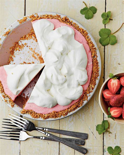 12-easy-icebox-pie-recipes-for-hot-days-southern-living image