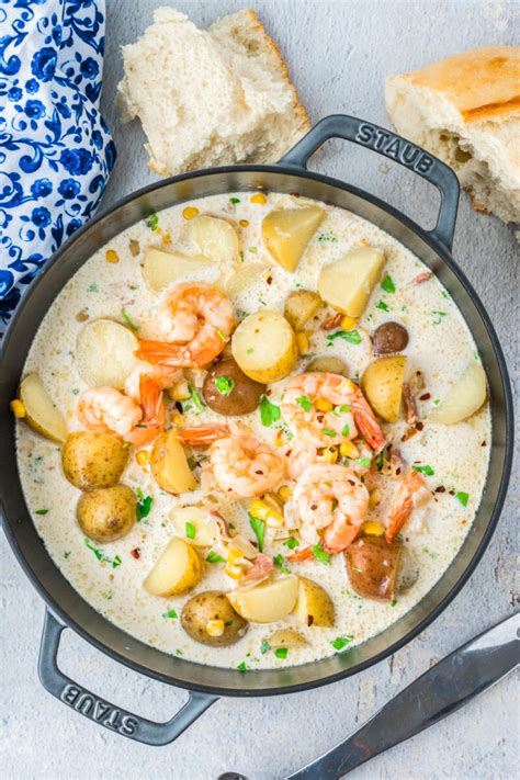 shrimp-and-corn-chowder-with-potatoes-bread image