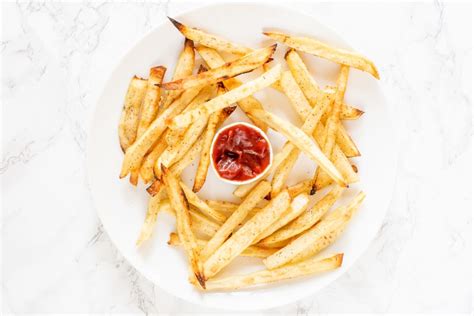 crispy-baked-french-fries-oil-free-healthygirl-kitchen image