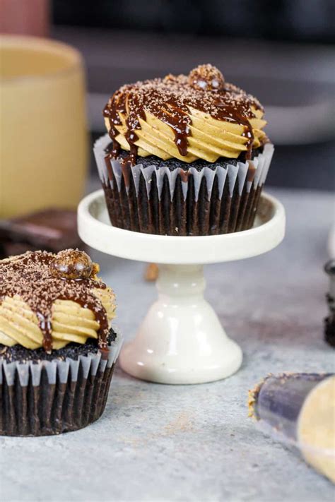 mocha-cupcakes-moist-decadent-recipe-chelsweets image