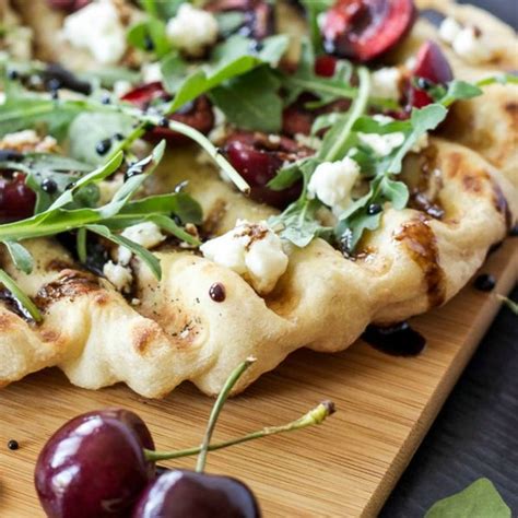 14-meatless-pizza-recipes-that-prove-youre-not-missing image
