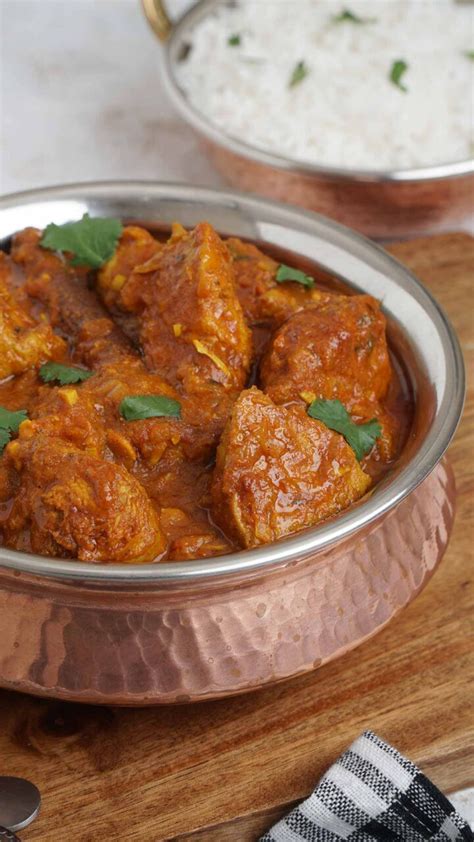 chicken-madras-khins-kitchen-easy-chicken-curry image