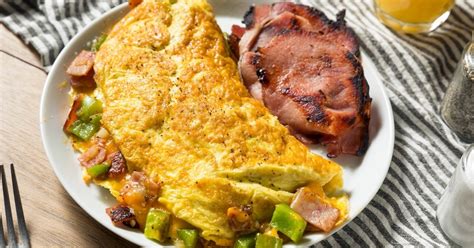 25-best-canadian-bacon-recipes-insanely-good image