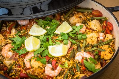 chicken-and-prawn-paella-the-spice-pioneer-the-spice image