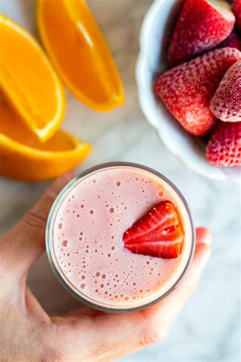 easy-5-minute-strawberry-smoothie-inspired-taste image