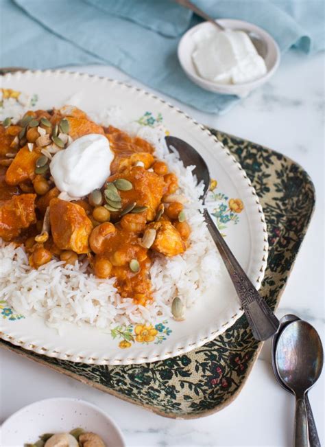 simple-butter-chicken-with-chickpeas image