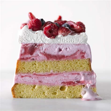 very-berry-ice-cream-cake-williams-sonoma image